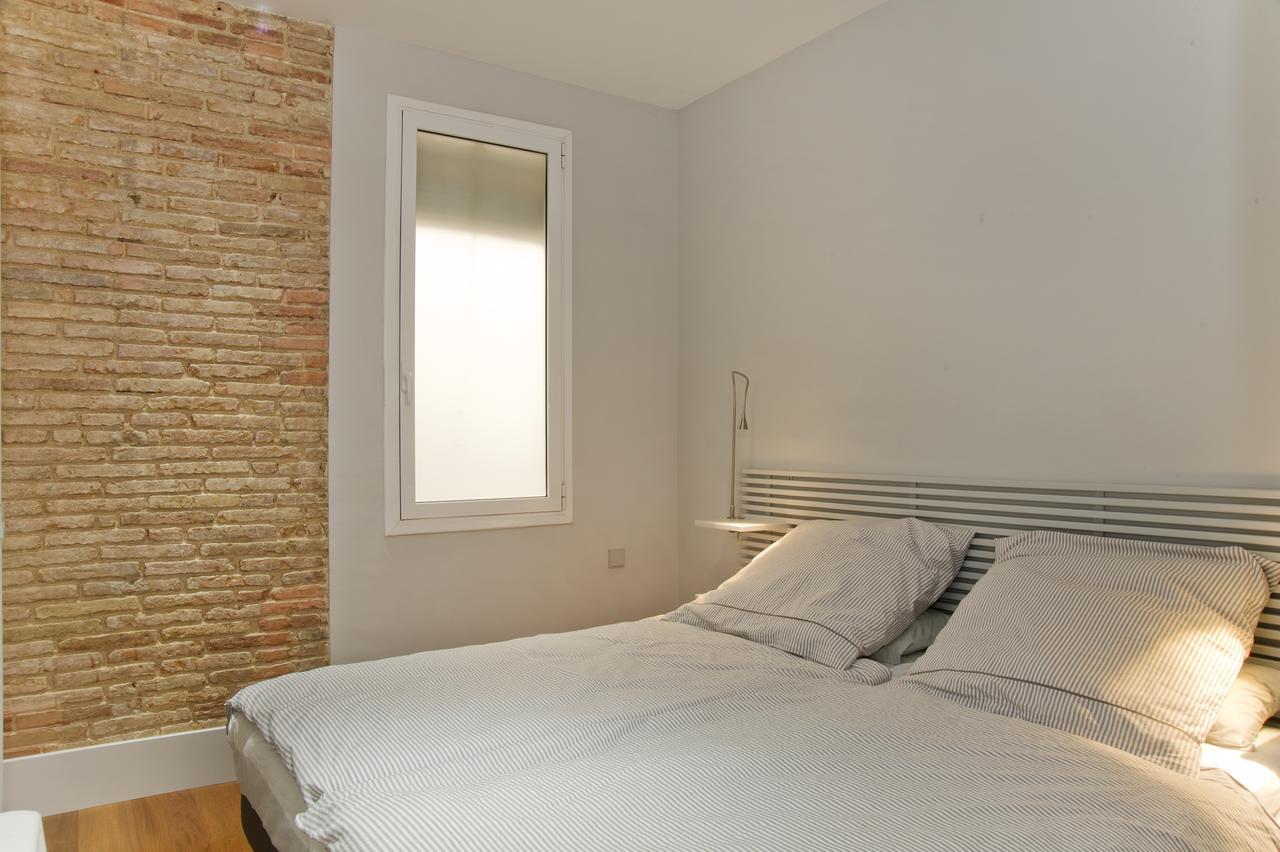 Montaber Apartment - Bailen バルセロナ エクステリア 写真